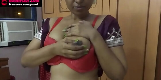 mumbai maid horny lily jerk off instruction in sari in clear hindi tamil and in indian