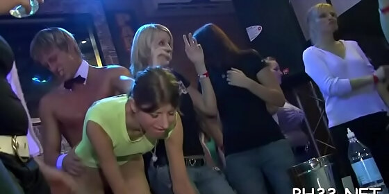 lots of golden haired ladies sucking dicks