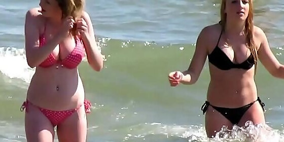 Big Tit Bikini Beach Babes - Busty Gorgeous Legal Age Juvenileager At The Beach Astonishing Candid  Juggling Bra Buddies HD SEX Porn Video 53:00