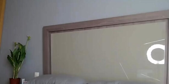 blonde teen solo masturbating on webcam