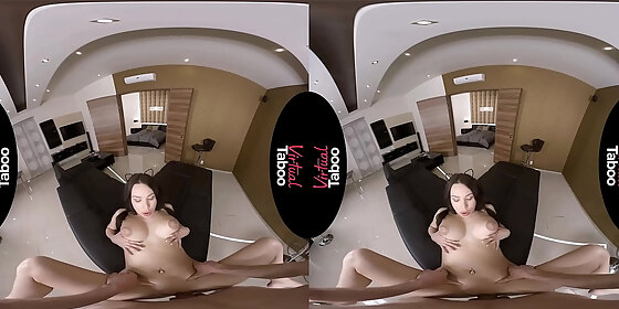 virtual taboo lips