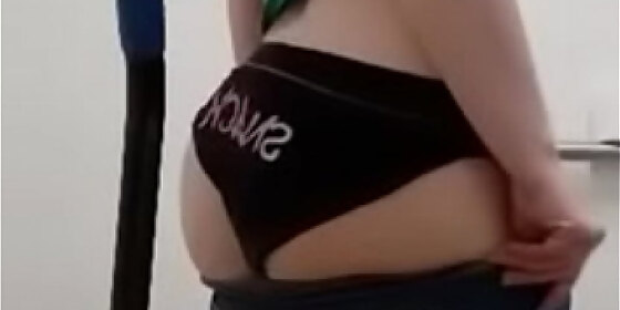 kim wit a fat ass