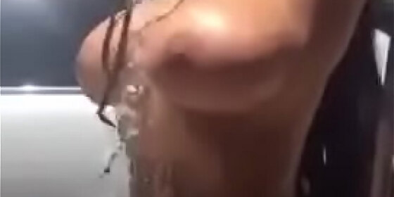 whatsapp video sexy bitch