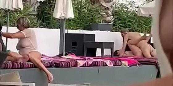 breakfast by the pool