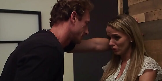 pristine edge is a lonely wife that seeks comfort to her horny neighbor ryan mclane and ended up with a passionate sex