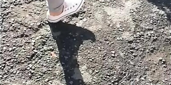 camara lenta bum en calle