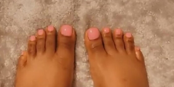 cum on pink toes