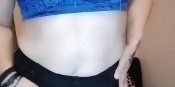 sexy tatted striptease