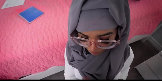 muslimsfuck lucky stud bangs hard middle eastern pussy and covers her pretty face with huge load
