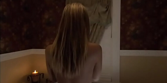 finger prints sexy nude bath girl