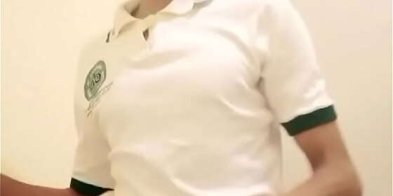 tania colegiala