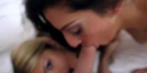 i was in a threesome with amazing pornstar gina gerson and her hot latina friend jimena lago