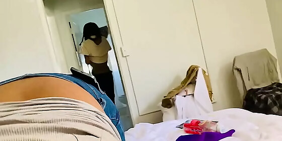 gaktrizzy walked in when bfreakl06 was about to go krazy where was gakteeem4