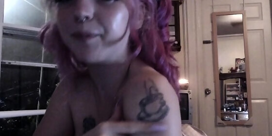amateur webcam teen masturbates and teases