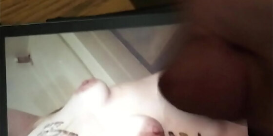 cum tribute