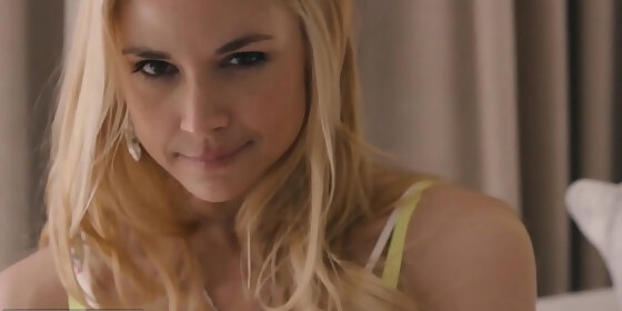 wickedpictures milf sarah vandella does what she does best