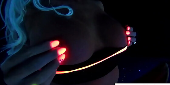 samantha saint gets off in this super hot black light solo