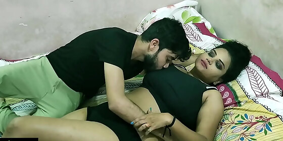 indian hot and smart bhabhi taking advantage and fucking with innocent teen devor