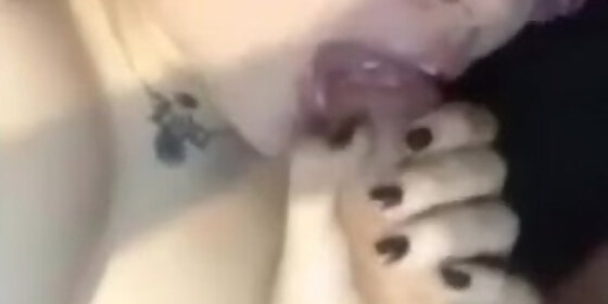 un bel pompino con venuta in faccia