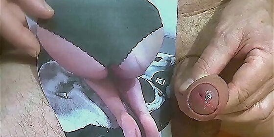 a load of cum sprayed on the ass