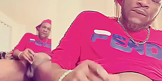 stop leaving clothes at my house if your pussy is trash thats a good pussy bitch privilege