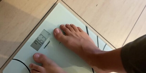 i try to loose some weight 76 3kg for now and 68kg is my target wish me luck