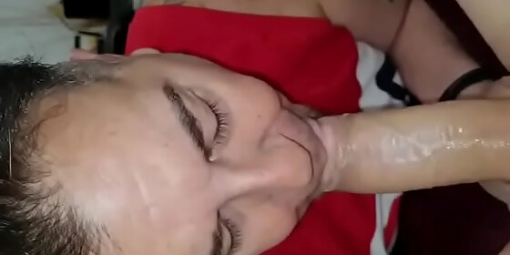 sucking and mutual cum