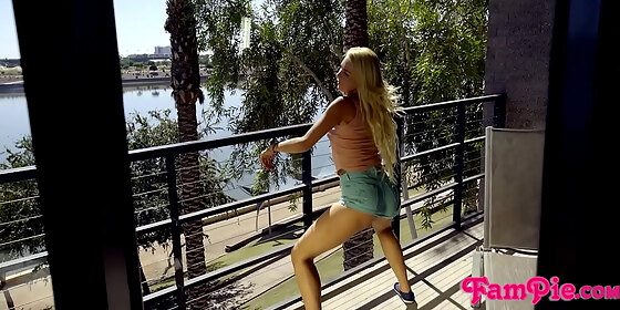 my stepsisters hilarious twerking addiction