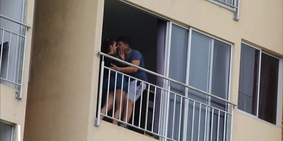 montndole los cuernos a mi esposo y en publico porno en espaol