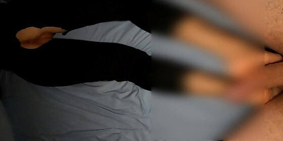 la bella teenager scopata a casa mentre i suoi genitori sono in vacanza bellissimo culo