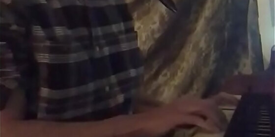tom hates his god damn life and bur is fucking fake inside