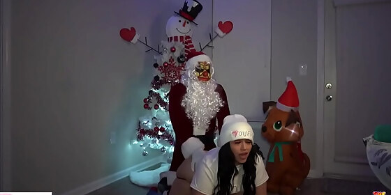 thought she was getting presents ended up getting santa dick