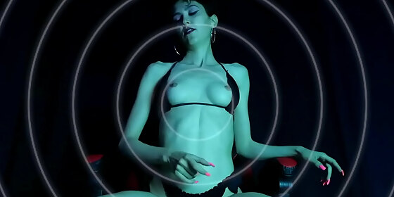 resist resist resist mind fuck rebecca diamante small tits bikini padrona italiana mistress