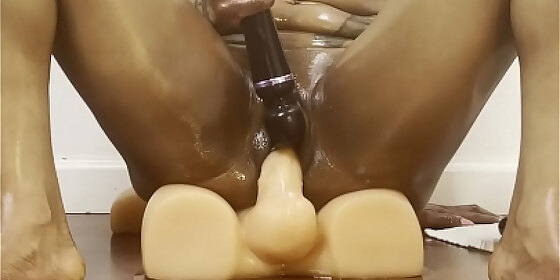 zane experience rides dildo till she explodes