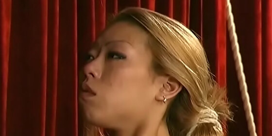 bimbo is doing things in front of her mirror