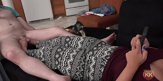 ignoring shoejob to footjob