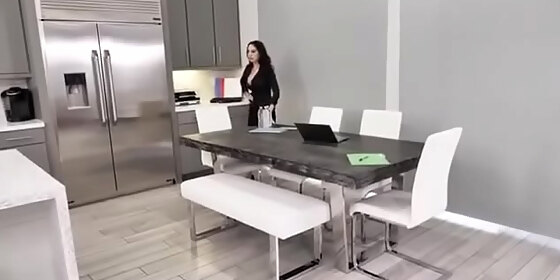 closing the deal with her coochie2 mp4