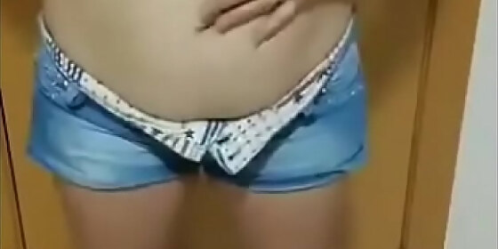 hello my name is rubi and i am 50 years old enjoy with me a mature woman who loves to play with her toys make them cum in her mouth