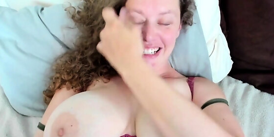 big boobs milf masturbates with her dildo