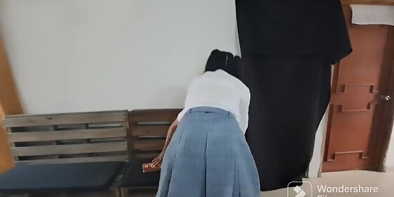 colegiala cachonda follada fuerte por su profesor