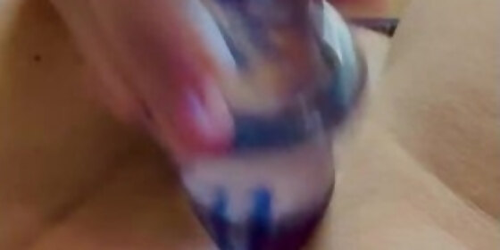 ramona moody stretches her hairy pink pussy with new thick pretty glass dildo full video on of