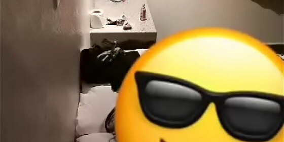 i asked for a photo and i recorded madeline