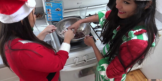 cooking upskirt