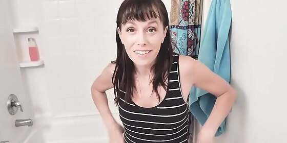 sexy milf alana cruise noticed that her stepsons boner is stiff so she quickly gave him a hand job and jerks him to a sticky climax