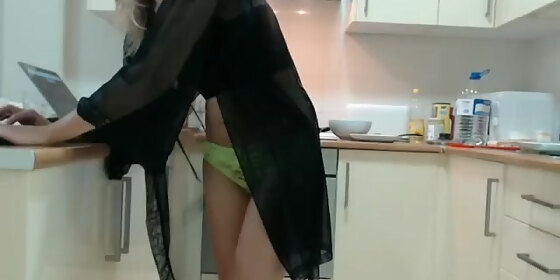560px x 280px - Sexy Kitchen Live Show Kate Making Food Chaturbate Rec HD SEX Porn Video  1:11:04