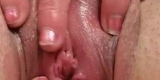 karen pussy wide gaping and pussy fingering closeups
