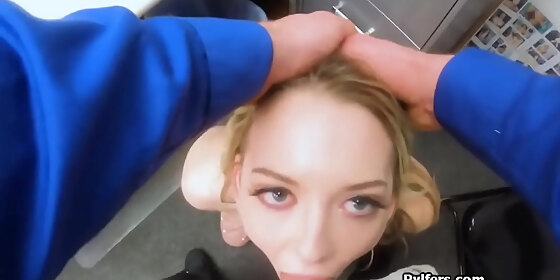 slutty thief gags on mall cops dick