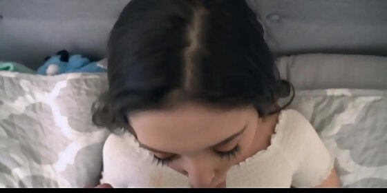 smallsis4k kinky stepsis luna daniels caught and lets me cum on her face