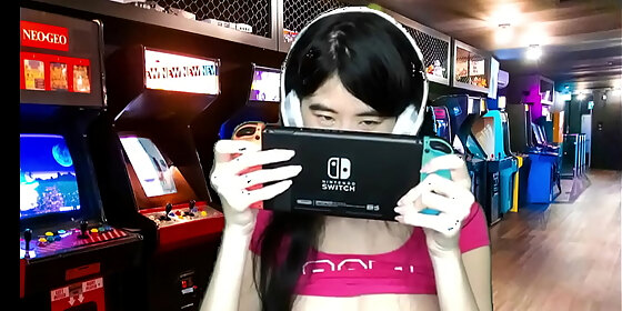 chinese gamer girl goes topless