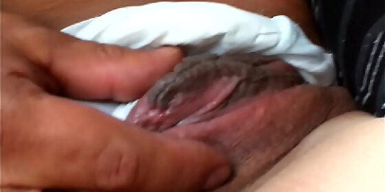 my girlfriend masturbates while i m driving and shows her delicious pussy